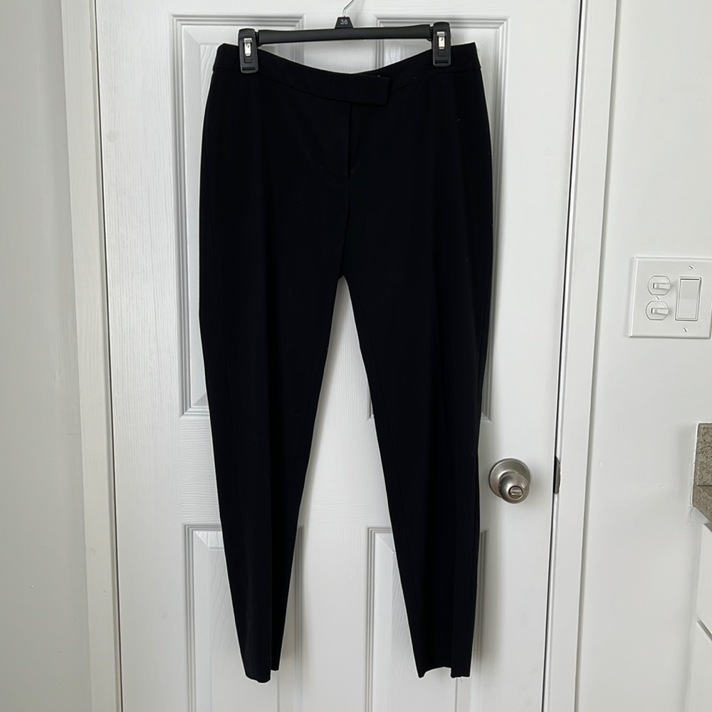 Anne Klein Black Slim Stretch Pants - Size 6